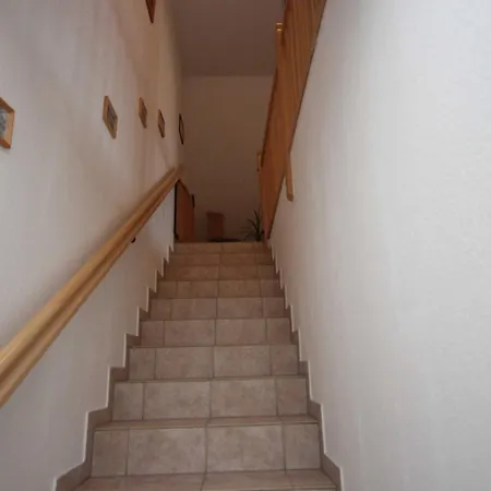 Am Backbord Вустров