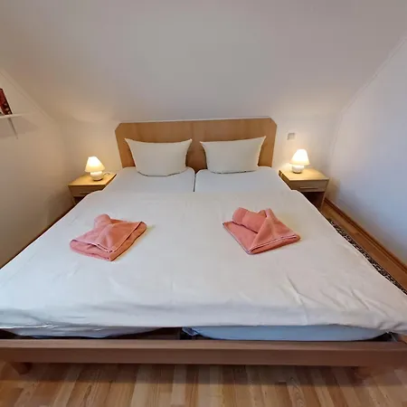 Am Backbord Апартаменты Вустров